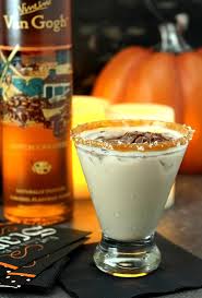 Fill shaker with ice, vodka, soda and apple juice. Salted Caramel Chocolate Martini Creative Culinary
