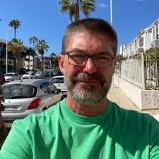 Ian McGuinness (@ianmcguinness)