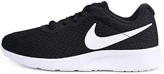 Scopri le scarpe da donna etro: Amazon Com Nike Tanjun Racer Men S Low Top Sneakers Road Running