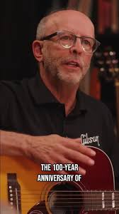 For the past two decades, the Les Paul Custom was only made at the Gibson  Custom Shop. Now, for the first time in two decades, the Les Paul Custom is  available again