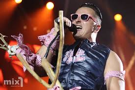 881,255 likes · 19,310 talking about this. Andreas Gabalier Neuer Song Nach Beziehungs Aus