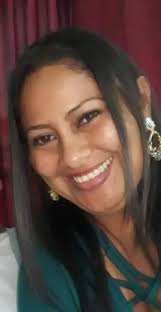 Buenas noches hoy esta de placenes nuestra amiga y vecina del barrio,  vanessa jimenez, esposa de nuestro amigo, Oscar Lobo ,muchas  felicidadesssss 🥳🥳🥳🥳