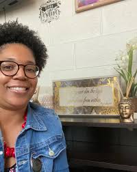 Twila Burns (@MsDST4)