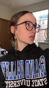 Macie Greer's Instagram, Twitter & Facebook