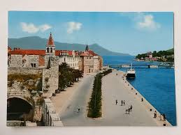 Kravata, popularan odjevni predmet, potječe upravo iz hrvatske. Trogir Hrvatska Cista Kupindo Com 65231809