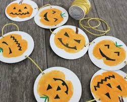 Ideen Fur Halloween Dekoration Und Food Girlande Spinnencookies Basteln Mit Kindern Herbst Basteln Mit Kleinkindern Kreativ Basteln