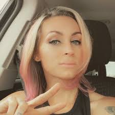 Wendy Young's Instagram, Twitter & Facebook