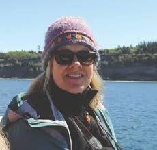 Slingshot burglary suspect sought Community celebrates Dia de Los Muertos