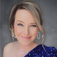 Kayla Gideon's Instagram, Twitter & Facebook