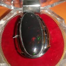 Dan berikut beberapa mitos dan fakta seputar batu black opal Batu Black Opal Super Jumbo Original Shopee Indonesia