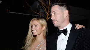 Along with sister nicky and. Ein Jahr Nach Trennung Paris Hilton Hat Einen Neuen Freund Promiflash De