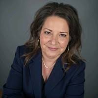 500+ "Jolene" profiles