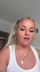 Dorian Jessica Makeup