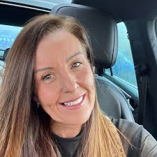 Can anyone help pendleside hospice with their meals