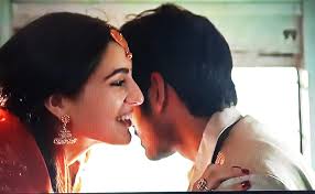 The former and current DC filmmakers are remembering the time they worked  together.