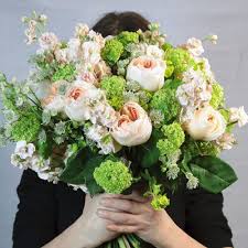 7 day a week delivery · next day delivery by 10pm · free chocolates Glasgow Florists Welcome To Glasgow Florists Flowers Gifts