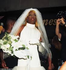 Meet The Newest U S Sports Ambassador For North Korea Flamboyant Former Nba Star Dennis Rodman Becomes Unlikely Face Of Diplomacy For Secretive Nation Dennis Rodman Short Bride Wedding Dresses