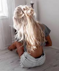 See how the stunning mix of. Pinterest Classysapphire Hair Styles Long Hair Styles Blonde Hair
