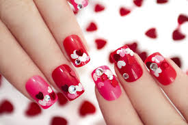 Floral nails work nicely for summer and look girly. 10 Easy Nail Art Ideas For Valentine S Day The Urban Guide