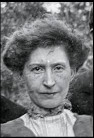 I was told that my grandmother was born in a house in Pyrmont. Anyone  recall the Orr family?