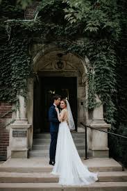 University Of Toronto Wedding Portrait Historical Charm Ericcheng Ca In 2020 Wedding Toronto Wedding Summer Engagement Photos