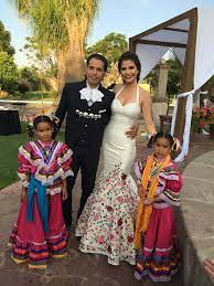 Mexican Theme Wedding Mexican Wedding Dress Mexican Wedding Traditions Mexican Dresses