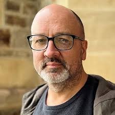 Amazon.co.jp: David Person: 本、バイオグラフィー、最新アップデート