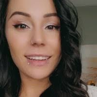 Iesha Glover's Instagram, Twitter & Facebook