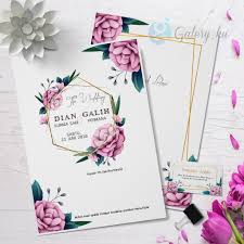 Template undangan nikah ini sudah siap edit yang nantinya akan ada dalam berbagai macam format seperti.cdr yang dibuka di software coreldraw dan undangan pernikahan format psd yang bisa dibuka di software photoshop. Undangan Pernikahan Motif Bunga Flower Floral Ungu Cantik Kekinian Murah Cantiuk Tebal Shopee Indonesia