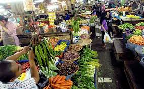 Pendataan juga dilakukan kepada kary. Pasar Kepanjen Kabupaten Malang Tidak Terapkan Protokol Kesehatan