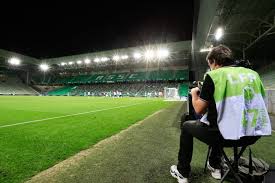Les verts, sainté, l'asse, les stéphanois. Saint Etienne 7 Joueurs Positifs A La Covid 19 Et Indisponibles Pour Le Derby