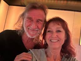 Gestern Abend im Nachtclub… Von Schweizer Radio SRF1 hat Ralph Wicki  pünktlich zum 10.10. am Tag der psychischen Gesundheit seine ganze Sendung  diesem Thema gewidmet…