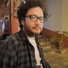 Lala Bell's Instagram, Twitter & Facebook