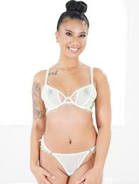 Ameena Green Pornstar Bio & Porn Videos - See HIM Fuck