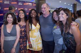 89,772 likes · 49 talking about this. Premiere Cine Holliudy 2 27