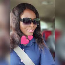 MARA CLARA Mara and Clara, both born