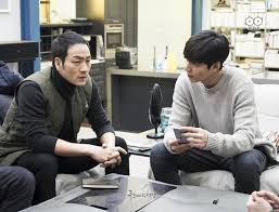 An urban fantasy drama about a gumiho who settles into the city and a producer who is after it. Legend Of The Blue Sea Episode 1 17 Tv Episode 2017 Imdb