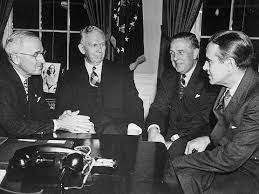 It is (almost) all about visuals this month with loads of new visuals and updates to existing visuals. En Que Consistio El Plan Marshall