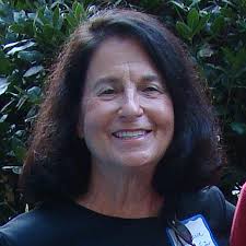 Should I wrap my fig tree before leaves fall?