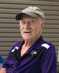 Burt Carr's Instagram, Twitter & Facebook