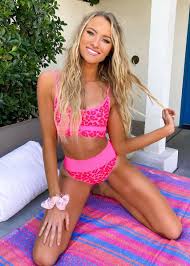 Cami Griffith - Free pics, galleries & more at Babepedia