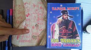 Detail lagu pujiono kalajengking mp3 dapat kamu nikmati dengan cara klik tombol download mp3 di bawah, dan untuk link download lagu lagu pujiono kalajengking ada. Kurir Togel Baca Buku Tafsir Mimpi Sang Bandar Kabur Saat Tarawih Sriwijaya Post