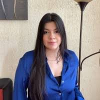 80+ perfiles de «Mayen»