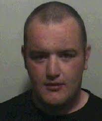 Heerlijk steekspel tussen dief en politie, wie trekt aan het langste eind? 