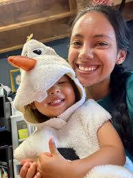 Looking for a nanny full time job.