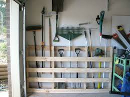 Astuces Rangement A Fabriquer Soi Meme Rangement Garage Astuce Rangement Idee Rangement