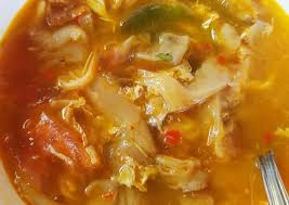 Seblak punya cita rasa pedas dan gurih yang menggoyang lidah.bahan dasar seblak yang sederhana membuat cara membuat seblak tidaklah sulit. Step By Step Bikin Seblak Kuah Pedas Yang Enak Best Recipes