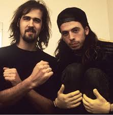 Krist Novoselic And Dave Grohl But Where S Kurt Nirvana Kurt Cobain Nirvana Music Foo Fighters Dave