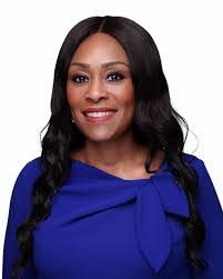 Veronica Lincoln's Instagram, Twitter & Facebook