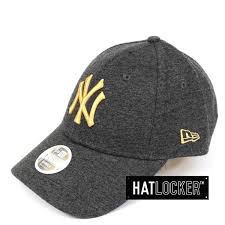 Black And Gold New York Yankees Hat New Era Women S New York Yankees Black Gold Curved Strapback New York Yankees New Era Yankees Merchandise